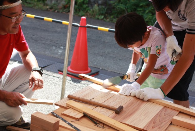 工作教室愛川町トレカーサ工事