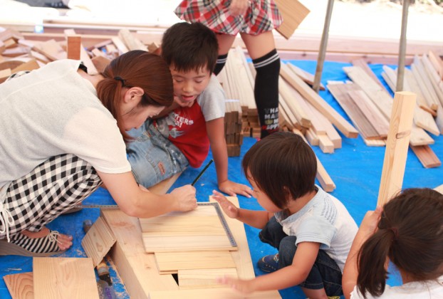 工作教室愛川町トレカーサ工事