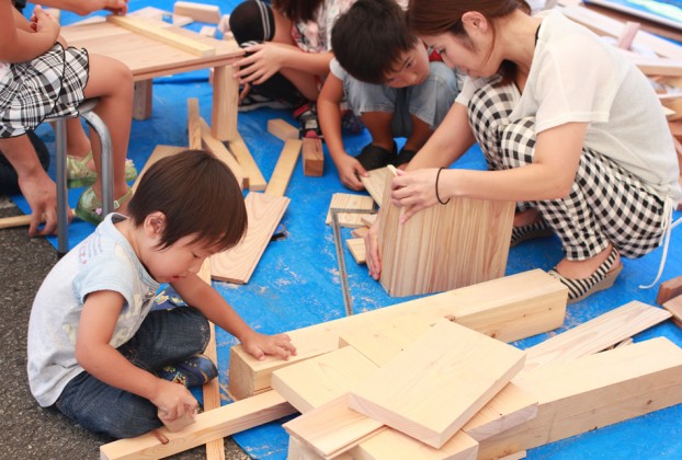 工作教室愛川町トレカーサ工事