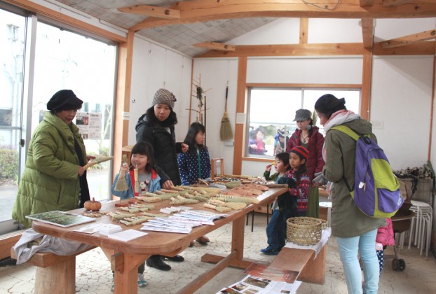 トレカフェ愛川イイモノ再発見