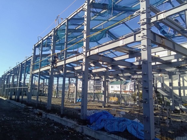 座間市鉄骨造工場